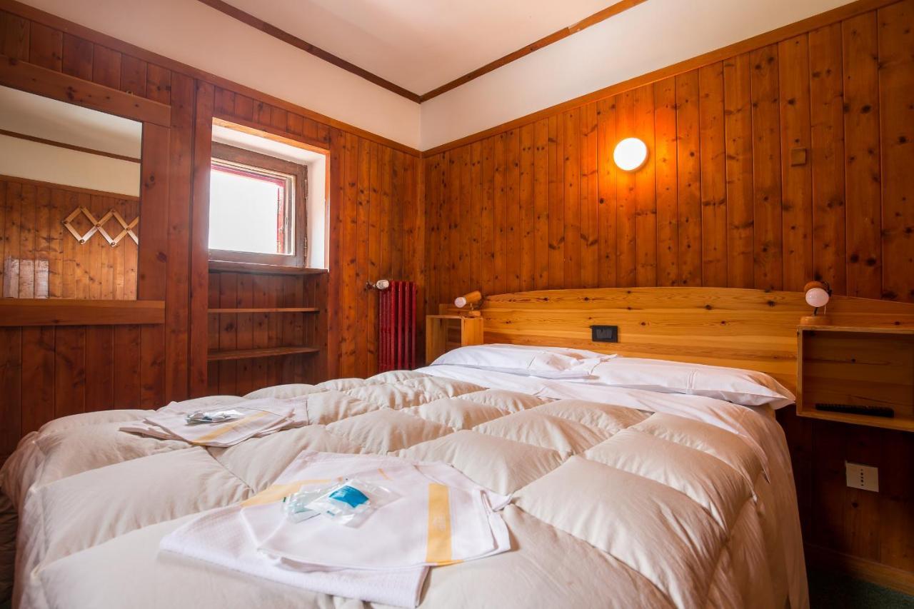 Hotel La Piccola Baita تيرمينيلو المظهر الخارجي الصورة