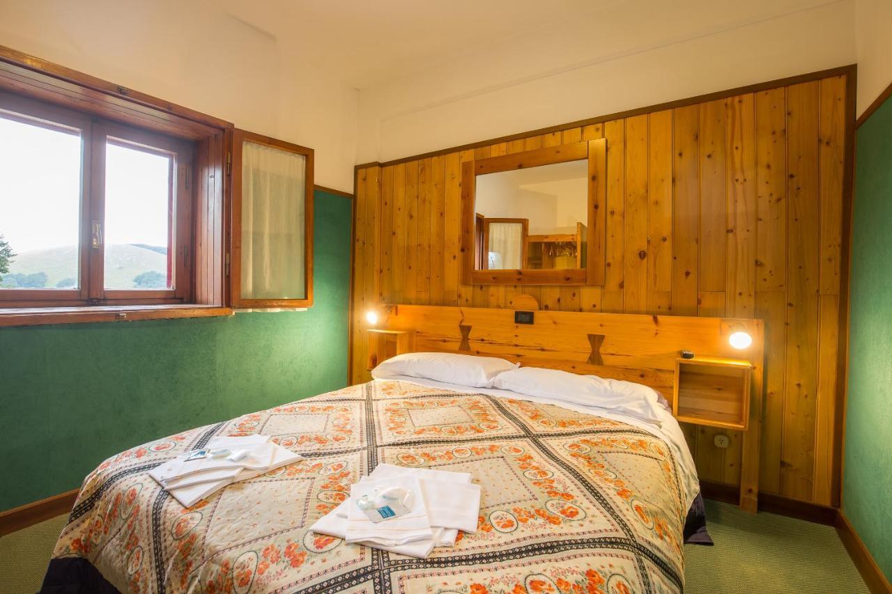 Hotel La Piccola Baita تيرمينيلو المظهر الخارجي الصورة