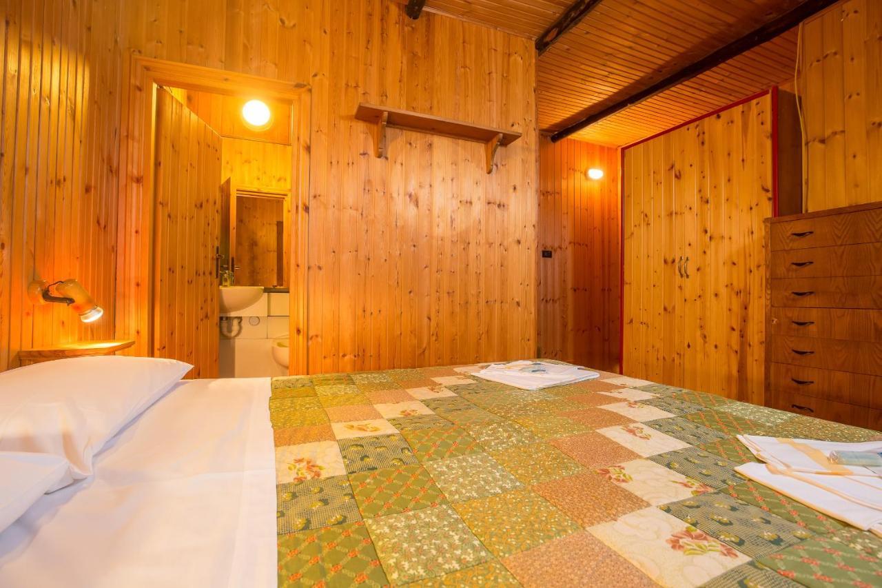 Hotel La Piccola Baita تيرمينيلو المظهر الخارجي الصورة